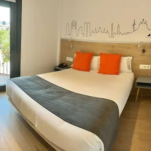 https://hostal-sans.top-hotels-tarragona.com